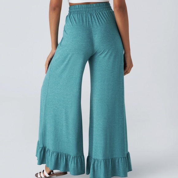 Halara Ruffle Pants, L - Picture 3 of 5